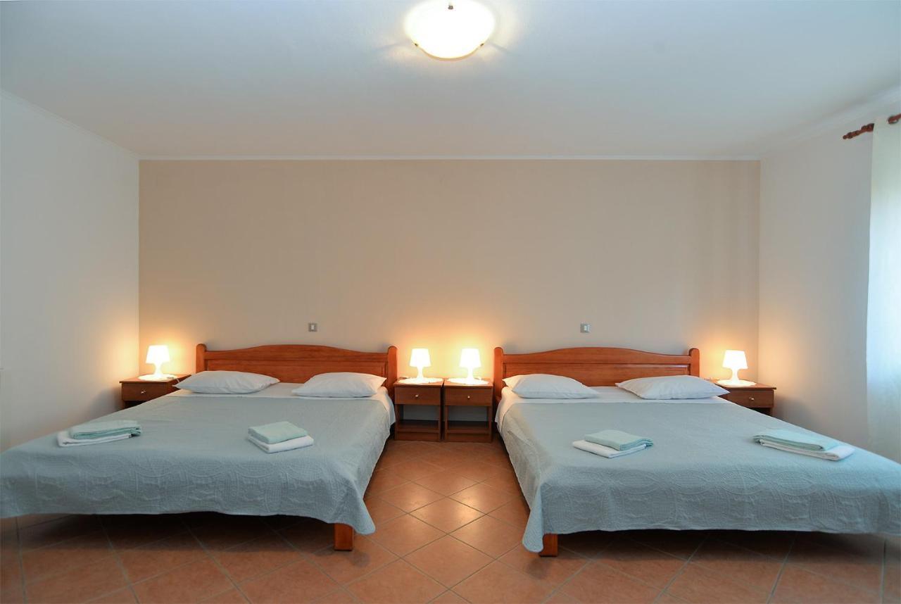 Apartments Marija 1089 Πόρετς Εξωτερικό φωτογραφία