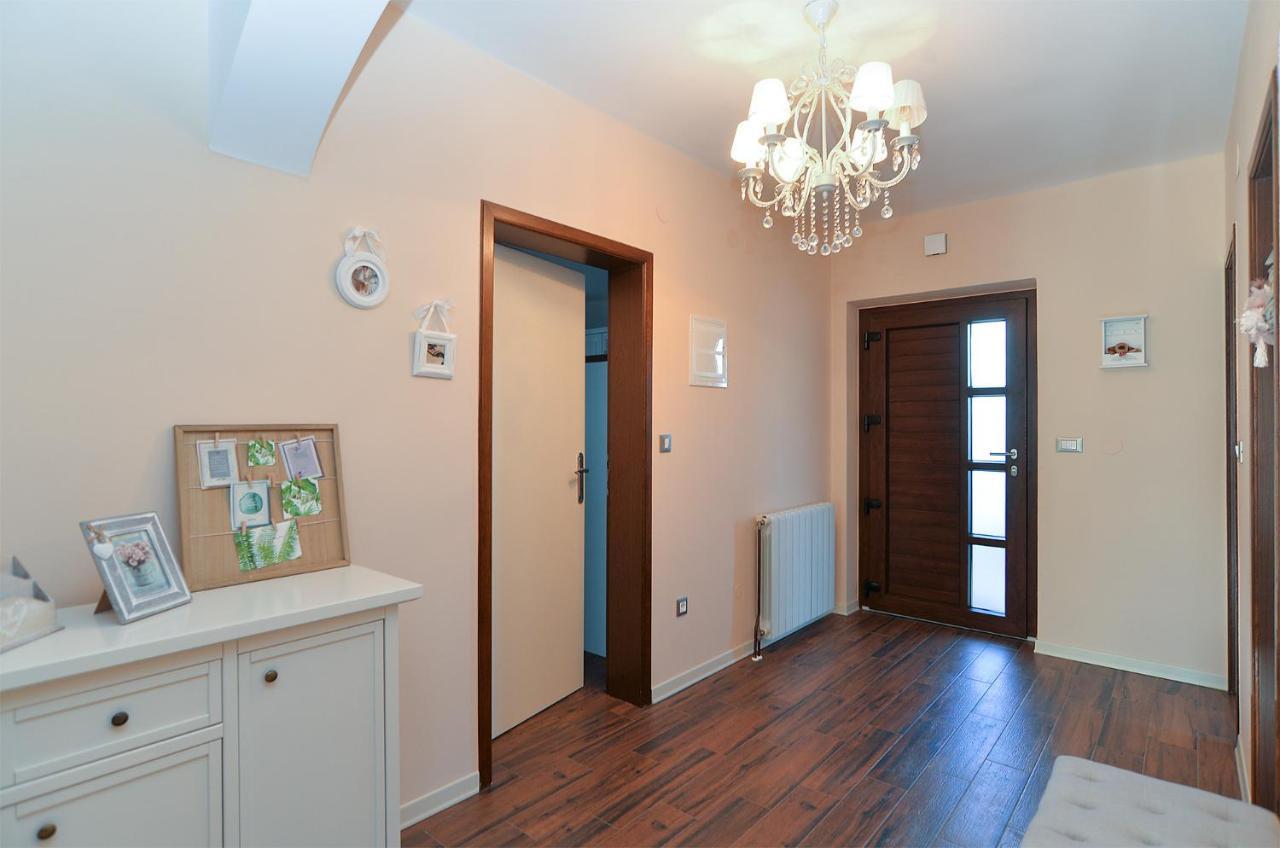 Apartments Marija 1089 Πόρετς Εξωτερικό φωτογραφία
