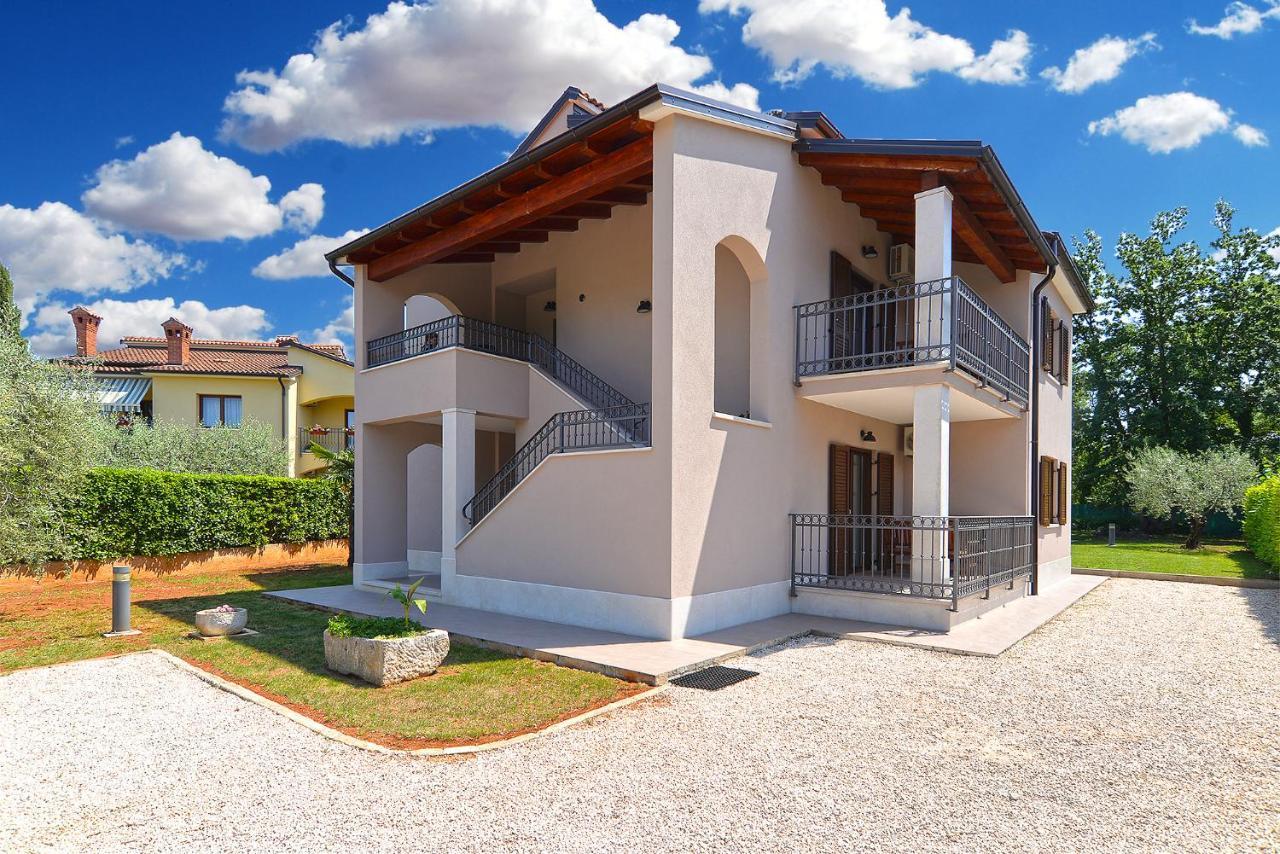 Apartments Marija 1089 Πόρετς Εξωτερικό φωτογραφία