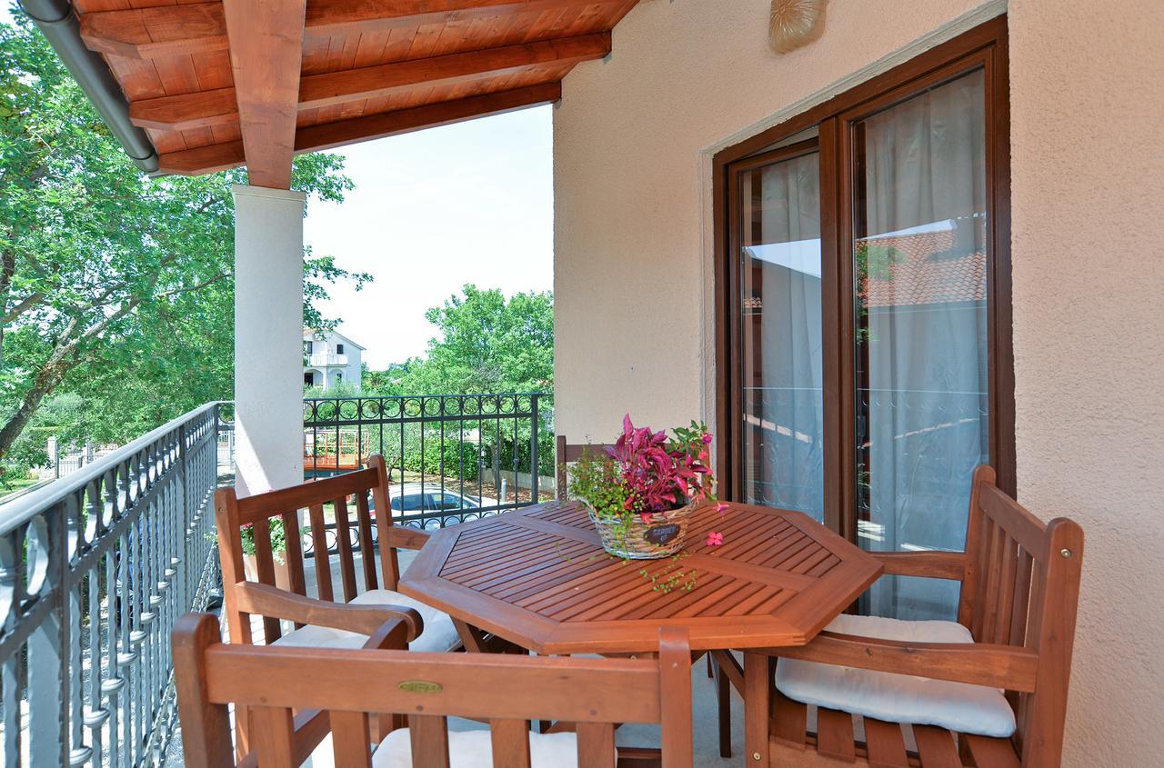 Apartments Marija 1089 Πόρετς Εξωτερικό φωτογραφία
